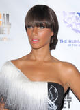 th_13901_celebrity_paradise.com_TheElder_LeonaLewis20_122_131lo.jpg