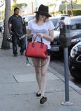 th_63663_Preppie_Emma_Roberts_at_the_salon_6_122_425lo.jpg