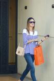 th_62897_celebrity_paradise.com_TheElder_AlessandraAmbrosio2011_04_01_outandaboutinLosAngeles83_122_495lo.jpg