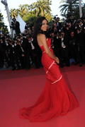 th_45844_RosarioDawsonScreeningofThisMustbethePlaceatthe64thinternationalfilmfestivalinCannes20.5.2011_105_122_510lo.jpg