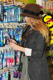 th_13197_celebrity_paradise.com_TheElder_BlakeLively2011_03_16_ataWalgreenspharmacyinNY2_122_54lo.jpg