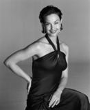 Ashley Judd - Страница 2 Th_78019_Ashley_Judd_340_123_558lo