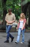 http://img270.imagevenue.com/loc588/th_23112_434_Robert_Pattinson_On_the_set_of_Remember_me_in_Manhattan43_122_588lo.jpg