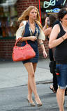 th_59038_Blake_Lively_01_123_75lo.jpg