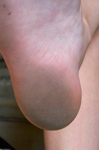 Blonde girl dirty feet and soles -f4itcrob7w.jpg