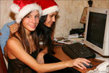 Vika-Kamilla-Merry-Christmas-a0irp3oqc6.jpg
