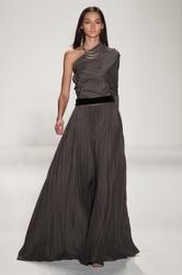 http://img270.imagevenue.com/loc506/th_531727837_Tadashi_Shoji_FW11_12_T93_033_122_506lo.jpg