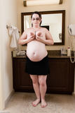 Lisa Minxx pregnant 1-k3gtfgwdrs.jpg